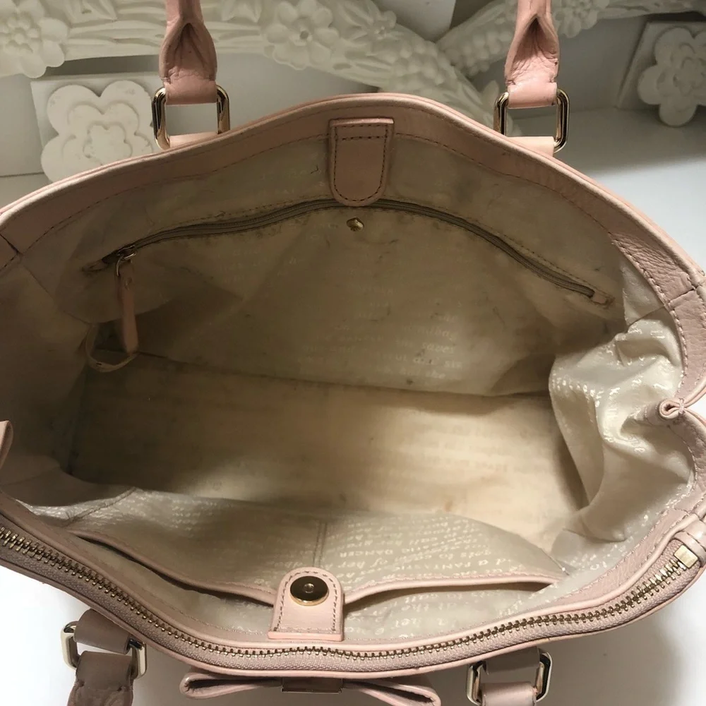 Kate spade peach color cute bag